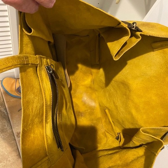 Donald J. Pliner yellow cowhide shoulders bag - Picture 3 of 11